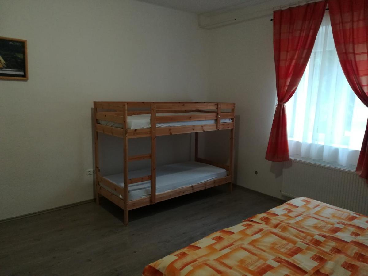 Suemegi Levendula Apartmanok Eksteriør bilde